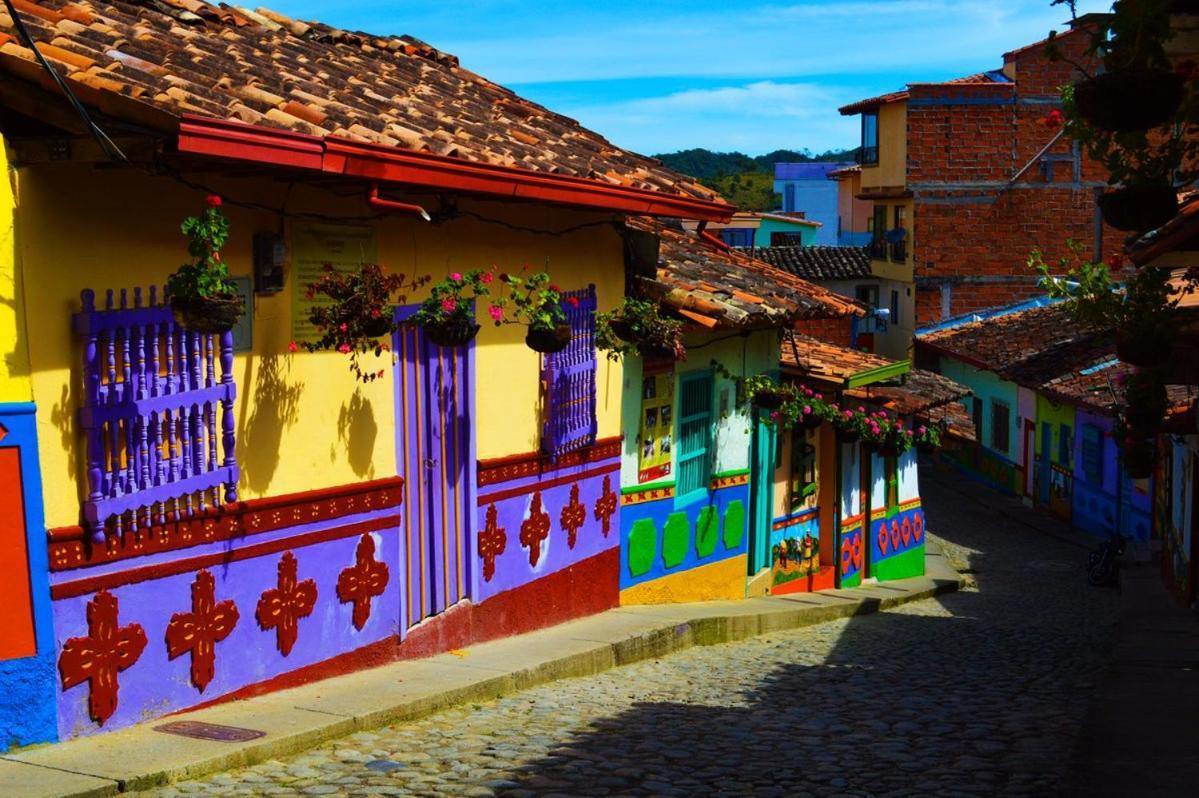 Hotel El Paisaje Guatapé Екстериор снимка